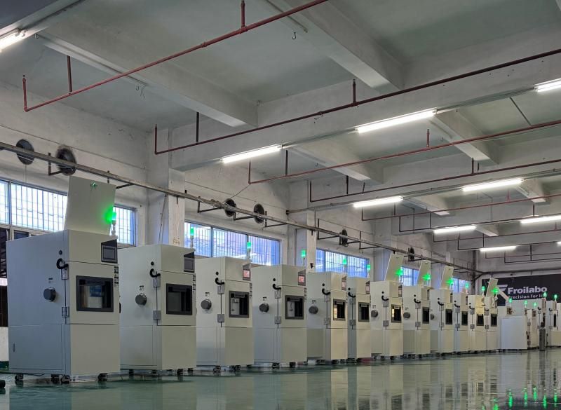 Meios técnicos de controle preciso de temperatura em câmara de teste de alta e baixa temperatura